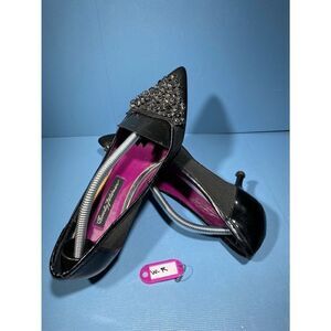 Beverly Feldman Black  Leather Kitten Heels Size 6,5